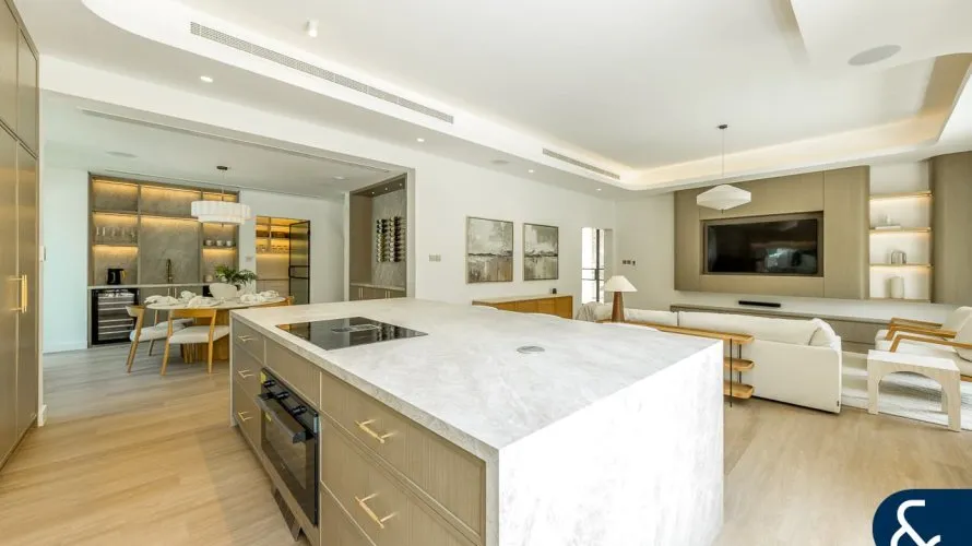 Villa de 5 chambres à Victory Heights, UAE No. 2283 № 1