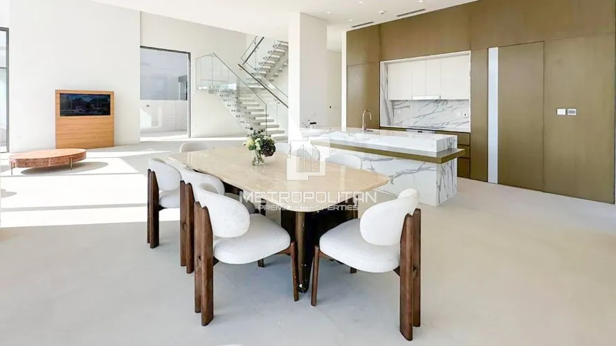 Villa de 5 chambres à Nad Al Sheba 1, UAE No. 1620 № 1
