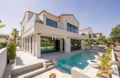 Villa de 5 chambres à Jumeirah Golf Estates, UAE No. 1171