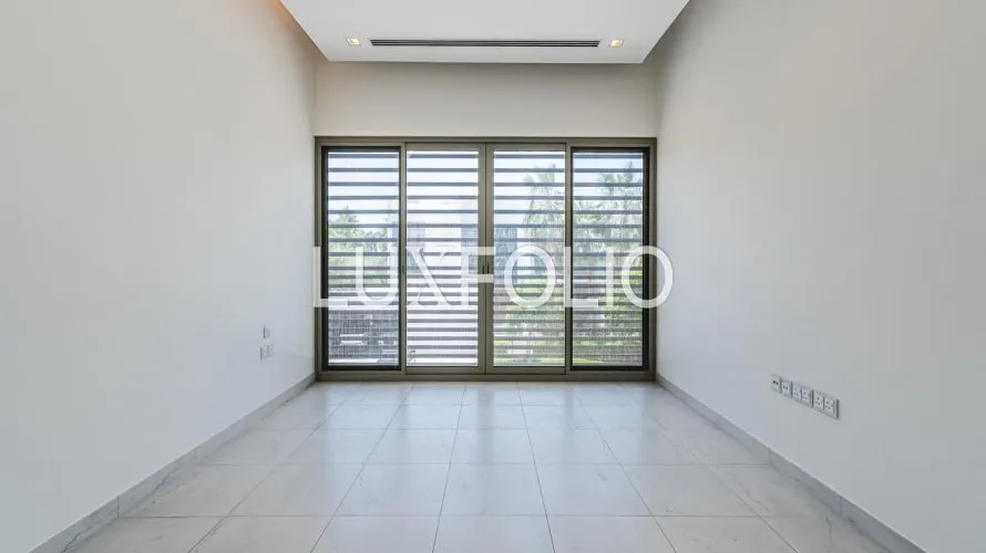 Villa de 5 chambres à District One, UAE No. 1001 № 20