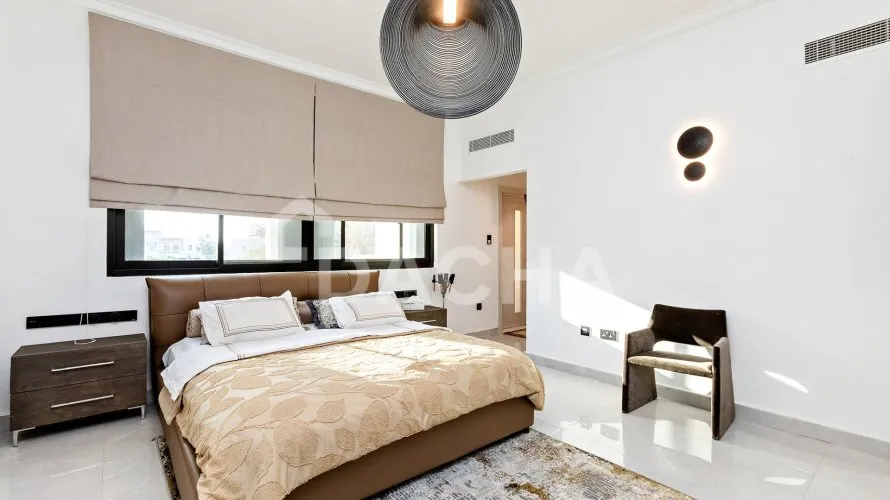 Villa de 4 chambres à Jumeirah Islands, UAE No. 3068 № 13