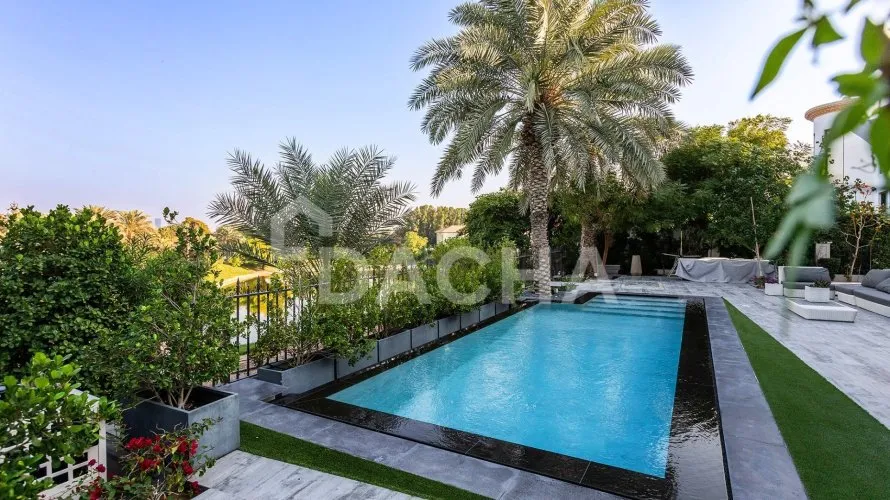 Villa de 4 chambres à Jumeirah Islands, UAE No. 3068 № 8