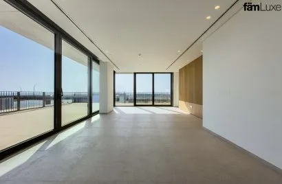 Appartement de 3 chambres à Dubai, UAE No. 3096