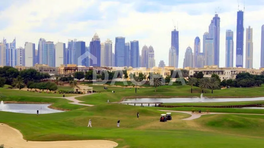 Terrain de 2947m² à Sector E, UAE No. 3125 № 6