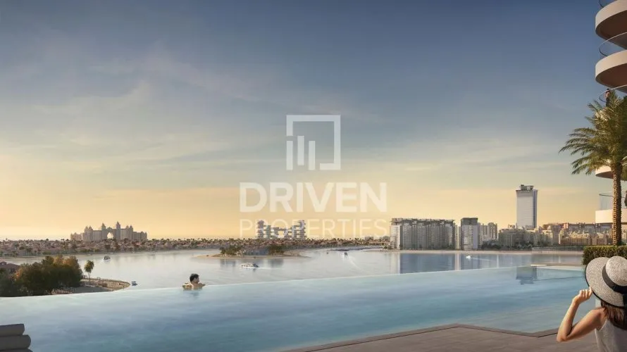 Appartement de 4 chambres à EMAAR Beachfront, UAE No. 3895