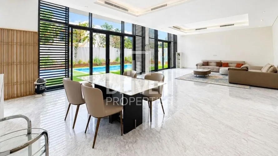 Villa de 5 chambres à District One, UAE No. 4291 № 11