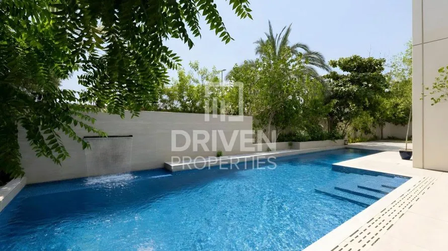 Villa de 5 chambres à Meydan, UAE No. 4370