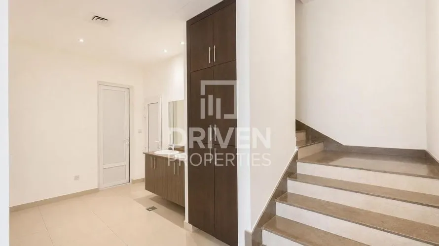 Villa de 4 chambres à Mirdif Villas, UAE No. 4035 № 21