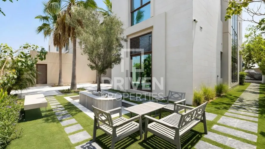 Villa de 5 chambres à Meydan, UAE No. 4370 № 1