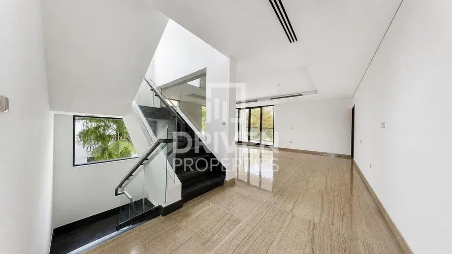 Villa de 7 chambres à DAMAC Hills (Akoya by DAMAC), UAE No. 3855 № 14