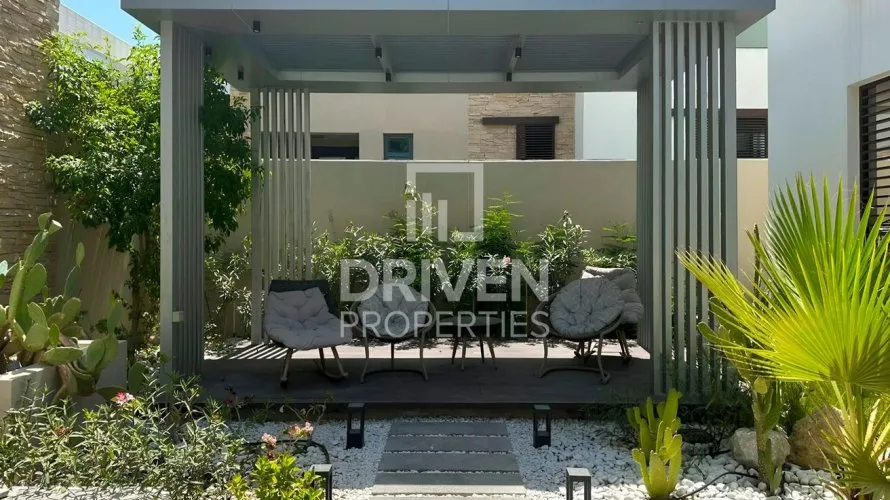 Villa de 4 chambres à Sobha Hartland, UAE No. 4806 № 1