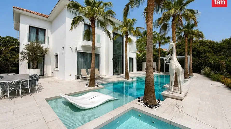 Villa de 7 chambres à Jumeirah Islands, UAE No. 4556