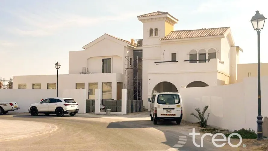 Villa de 7 chambres à The Villa, UAE No. 4484