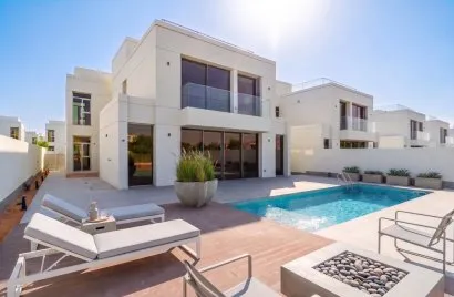 Villa de 5 chambres à Jumeirah Islands, UAE No. 4843