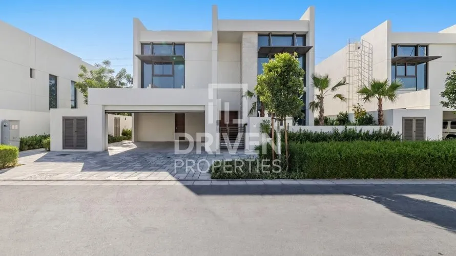 Villa de 4 chambres à District One, UAE No. 4902 № 3
