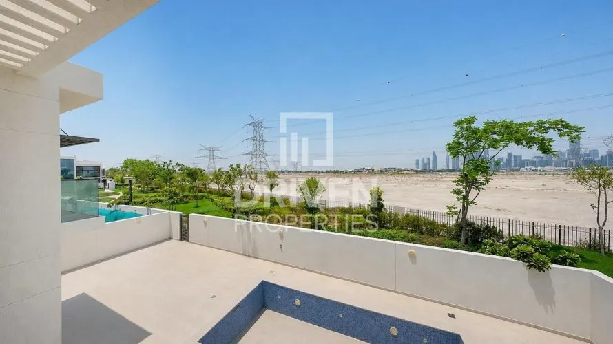 Villa de 4 chambres à District One, UAE No. 4536