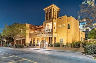 Вилла с 6 спальнями в  North Village, Al Furjan, Дубай, ОАЭ №1584