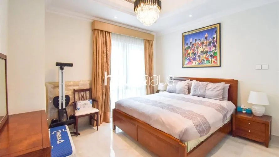 Вилла с 4 спальнями в  Jumeirah Islands, Дубай, ОАЭ №880 № 10