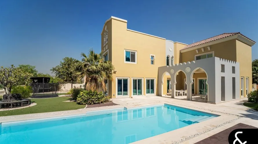 Вилла с 6 спальнями в  Victory Heights, Dubai Sports City, Дубай, ОАЭ №2296 № 20
