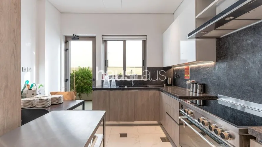 Вилла с 5 спальнями в  Garden Homes, Пальма Джумейра, Дубай, ОАЭ №939 № 6