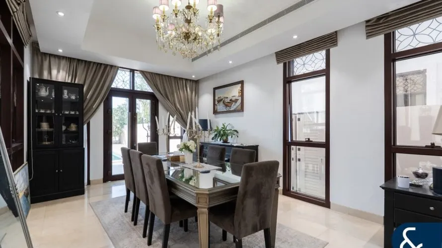 Вилла с 4 спальнями в  Jumeirah Park Homes, Jumeirah Park, Дубай, ОАЭ №1757 № 4