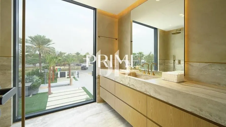 Вилла с 5 спальнями в  Jumeirah Islands, Дубай, ОАЭ №1168 № 13