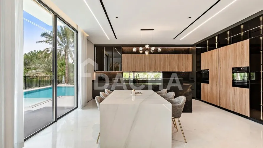 Вилла с 4 спальнями в  Jumeirah Islands, Дубай, ОАЭ №2689 № 22