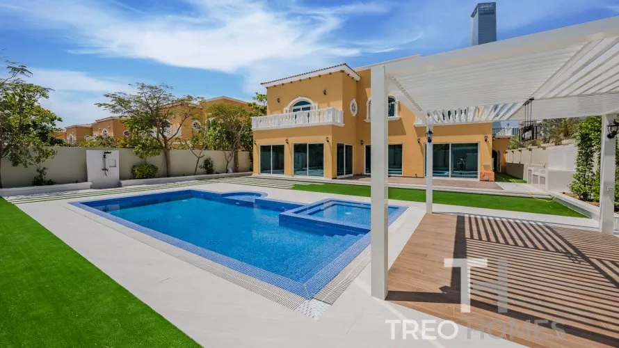 Вилла с 5 спальнями в  Legacy, Jumeirah Park, Дубай, ОАЭ №487 № 10