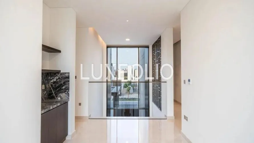 Вилла с 5 спальнями в  Дубай Хилс Эстейт, Дубай, ОАЭ №1008 № 4