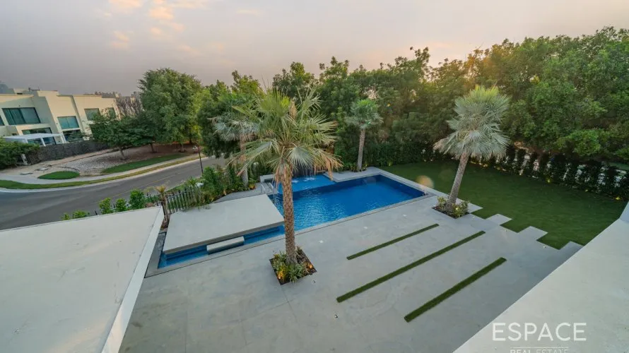 Вилла с 5 спальнями в  Jumeirah Islands, Дубай, ОАЭ №1493 № 17