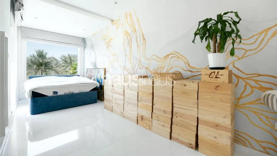 Вилла с 4 спальнями в  Jumeirah Islands, Дубай, ОАЭ №868 № 18