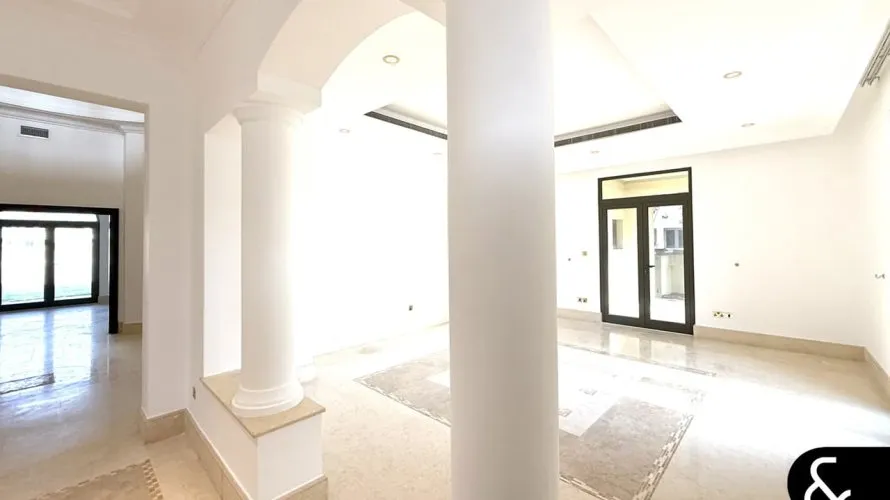 Вилла с 6 спальнями в  Signature Villas, Пальма Джумейра, Дубай, ОАЭ №1690 № 26