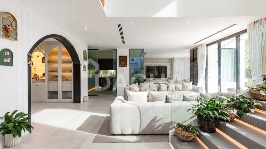 Вилла с 5 спальнями в  Jumeirah Islands, Дубай, ОАЭ №2690 № 2