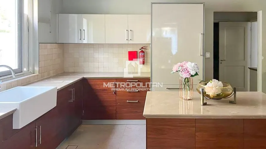Вилла с 5 спальнями в  District One, Мохаммед Бин Рашид Сити, Дубай, ОАЭ №1578 № 6