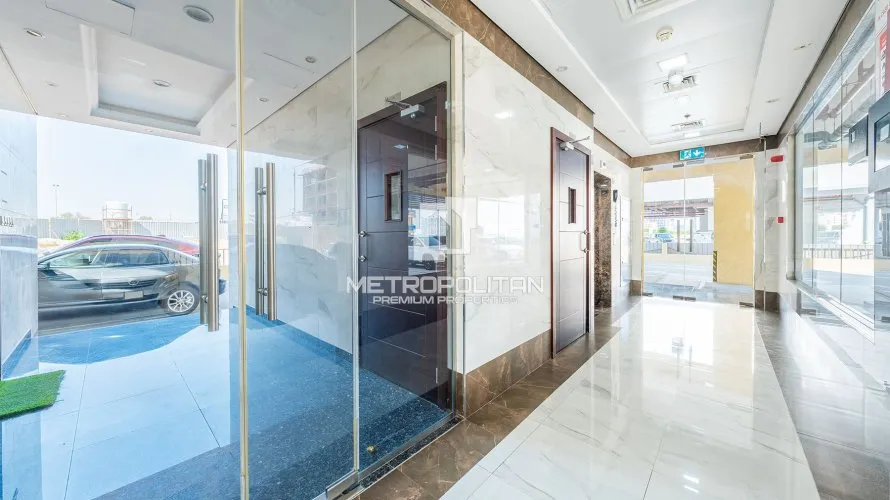 Коммерческая недвижимость с 12 спальнями в Dubai Land, Дубай, ОАЭ №1628 № 5