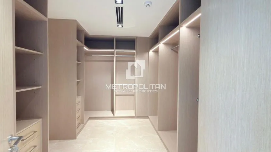 Вилла с 4 спальнями в  Golf Place, Дубай Хилс Эстейт, Дубай, ОАЭ №1640 № 16