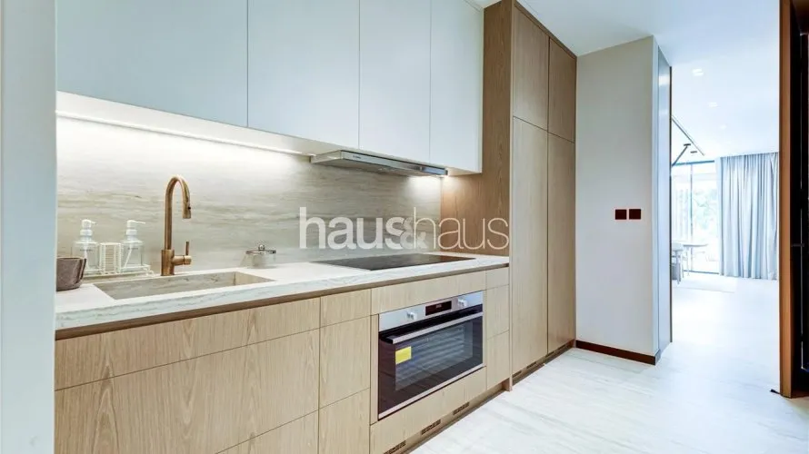 Вилла с 5 спальнями в Jumeirah Islands, Дубай, ОАЭ №882 № 10