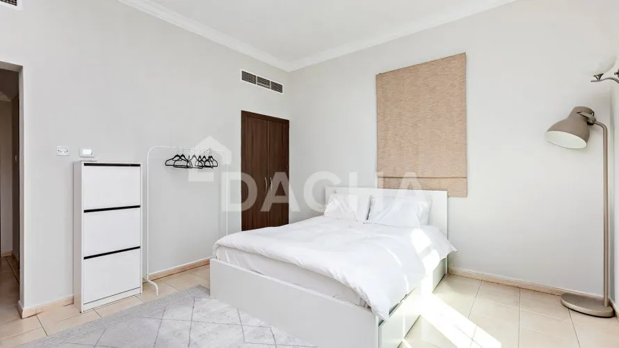 Вилла с 4 спальнями в  Jumeirah Islands, Дубай, ОАЭ №2694 № 26