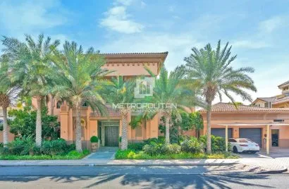 Вилла с 5 спальнями в  Signature Villas, Пальма Джумейра, Дубай, ОАЭ №421