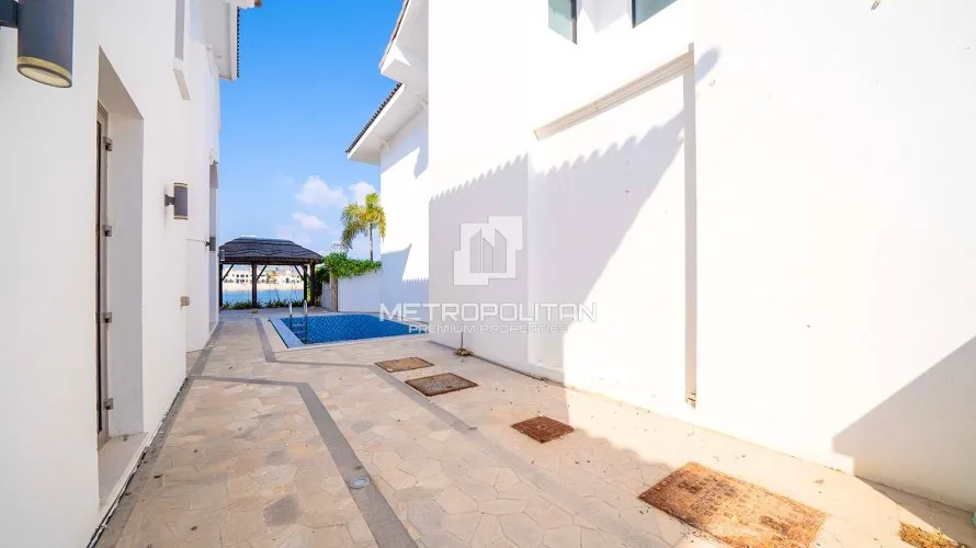 Вилла с 4 спальнями в  Garden Homes, Пальма Джумейра, Дубай, ОАЭ №1639 № 11
