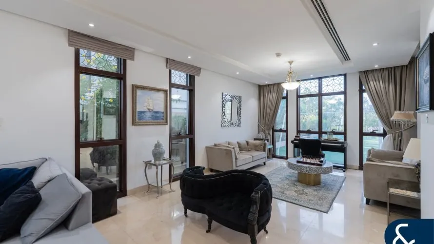 Вилла с 4 спальнями в  Jumeirah Park Homes, Jumeirah Park, Дубай, ОАЭ №1757 № 5