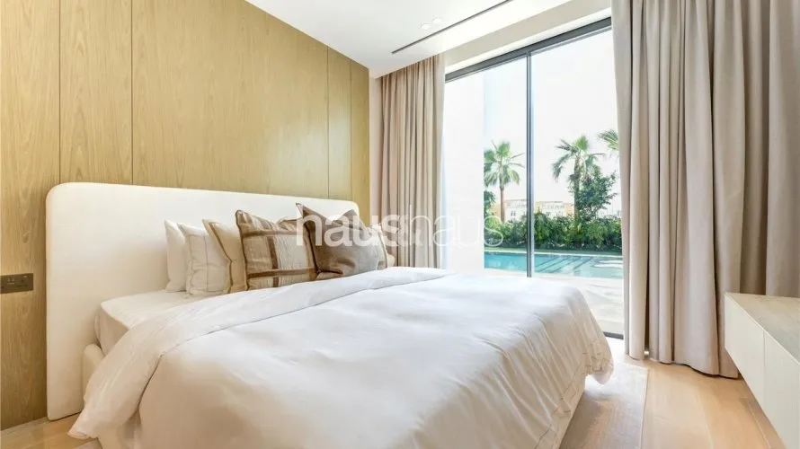 Вилла с 5 спальнями в Jumeirah Islands, Дубай, ОАЭ №882 № 7