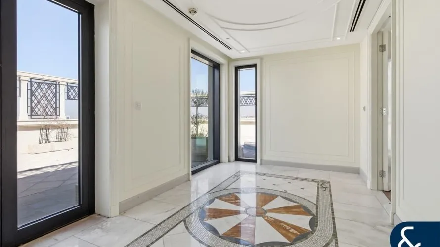 PALAZZO VERSACE в Culture Village, ОАЭ №28 № 17