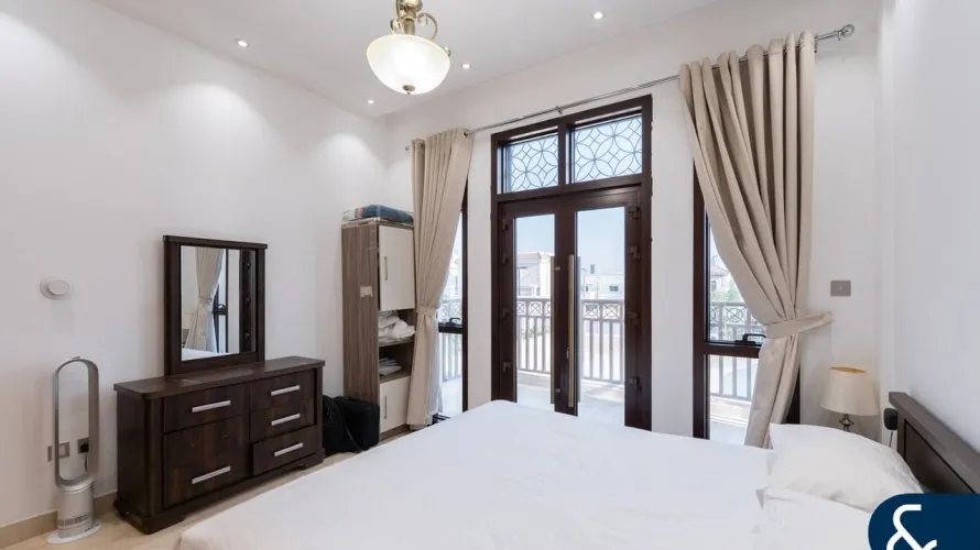 Вилла с 4 спальнями в  Jumeirah Park Homes, Jumeirah Park, Дубай, ОАЭ №1757 № 14