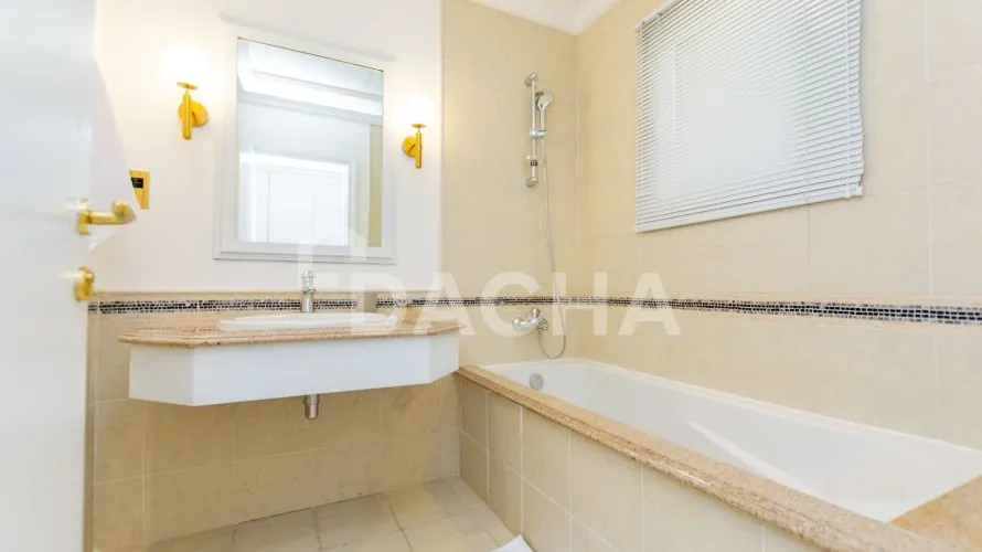 Вилла с 4 спальнями в  Canal Cove Villas, Пальма Джумейра, Дубай, ОАЭ №3069 № 16