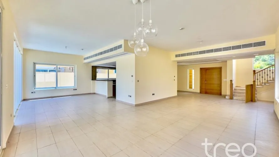 Вилла с 4 спальнями в Legacy, Jumeirah Park, Дубай, ОАЭ №3472 № 9