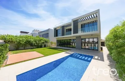 Вилла с 5 спальнями в Jumeirah Park, Дубай, ОАЭ №3463