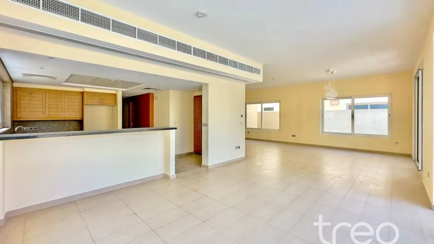 Вилла с 4 спальнями в Legacy, Jumeirah Park, Дубай, ОАЭ №3472 № 8