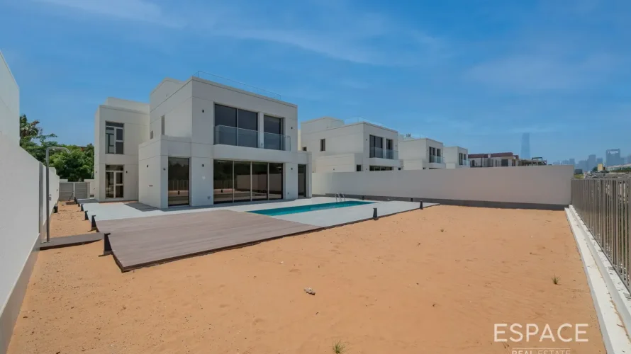Вилла с 5 спальнями в Jumeirah Park, Дубай, ОАЭ №3674 № 3