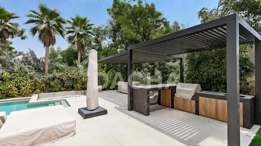 Вилла с 5 спальнями в Jumeirah Islands, Дубай, ОАЭ №4342 № 1